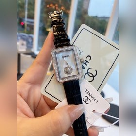 CHANEL BOY·FRIEND серия наручных часов Созданы для максимальной э