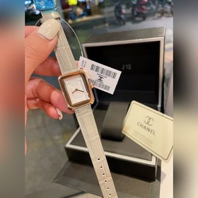 Часы Chanel BOY·FRIEND Эти часы искусно сочетают в себе элементы