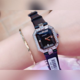 Часы Chanel Premiere, 24 мм Часы имеют традиционную восьмиугольну