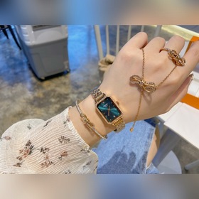 CHANEL Часы + браслет с микро-бриллиантами + серьги Chanel + кол