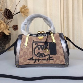 Сумка Coach Классическая сумка с логотипом из прочного полотна и 
