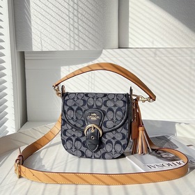 Coach/蔻驰 Модель c8512 Маленькая сумка-седло, сумка через плечо Же