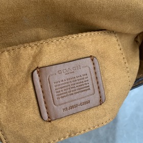 Coach/蔻驰 Модель c3597 Ellen Crossbody Сумка-седло с хризантемой