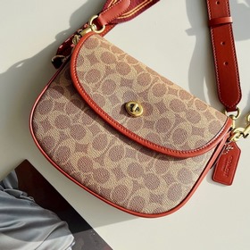 Coach/蔻驰 Модель ca093 Карамельный цвет Ретро сумка-седло через пл