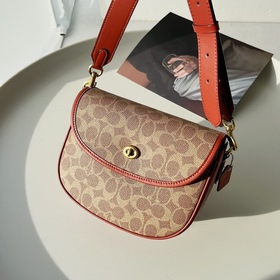 Coach/蔻驰 Модель ca093 Карамельный цвет Ретро сумка-седло через пл