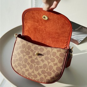 Coach/蔻驰 Модель ca093 Карамельный цвет Ретро сумка-седло через пл