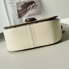 Сумка Kleo серии Coach/Kleo с клапаном на застежке и кожа с текст