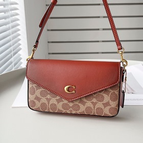 Coach/蔻驰 Старая модная сумка через плечо с буквой на передней час