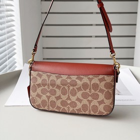 Coach/蔻驰 Старая модная сумка через плечо с буквой на передней час