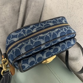 COACH/蔻驰 Модель CA076 Сумка для фотоаппарата Сумка через плечо 蔻驰