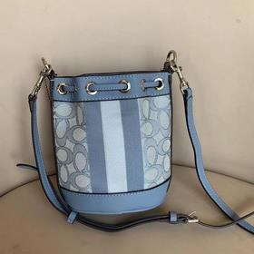 Coach Модель C8322 Мини-сумка с широкими бретелями через плечо Ра
