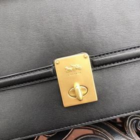 Coach Модель 88342 Хэттон Сумка через плечо с клапаном Различны