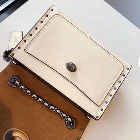 Coach, модель 29389, маленькая женская сумка через плечо из кожи 