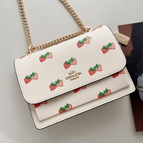 coacg/Coach  Модель： CB599 Klare сумка с клапаном и цепочкой  