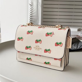coacg/Coach  Модель： CB599 Klare сумка с клапаном и цепочкой  