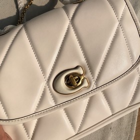 Coach, модель： C8560, стеганая сумка через плечо PILLOW MADISON, 