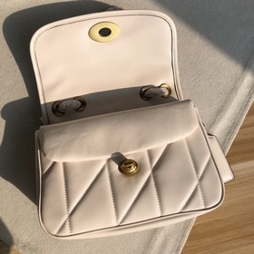 Coach, модель： C8560, стеганая сумка через плечо PILLOW MADISON, 