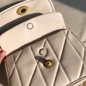 Coach, модель： C8560, стеганая сумка через плечо PILLOW MADISON, 