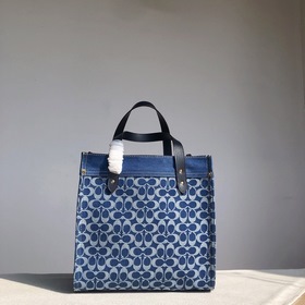 Coach / Код модели： CA108 Большая сумка Field Tote из серии Denim