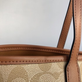 Coach Модель： C5696 City Tote Классическая сумка с застежкой-кн