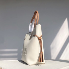 Coach, модель CA165, сумка Andy Tote Материал： кожа. Логотип с п