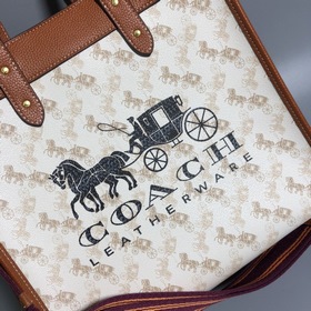 COACH/蔻驰 Сумка-тоут с принтом виде кареты и эмблемой кареты FIELD