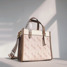 Coach/蔻驰 Модель： C3866 Field Tote с логотипом кареты Классически