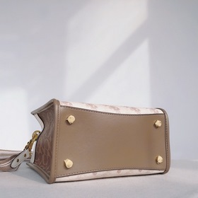 Coach/蔻驰 Модель： C3866 Field Tote с логотипом кареты Классически