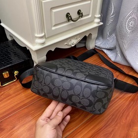 Мужская сумка через плечо COACH из кожи первого слоя. Артикул： 35