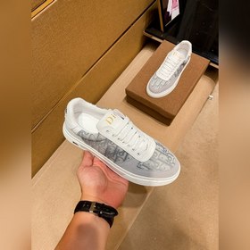 DIOR Мужская обувь высокого класса. Верхняя часть обувизготовлена