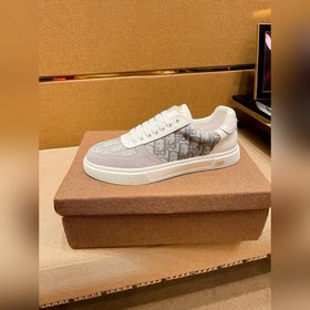 DIOR Мужская обувь высокого класса. Верхняя часть обувизготовлена