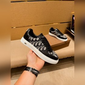 DIOR Мужская обувь высокого класса. Верхняя часть обувизготовлена
