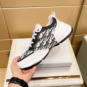 Мужские кроссовки Dior Классический дизайн сделал эту модель вечн
