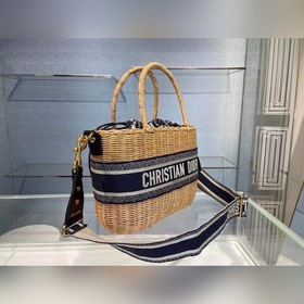 Dior Мини-сумка-тоут Mini Book Tote Сверхминиатюрная сумка с пло