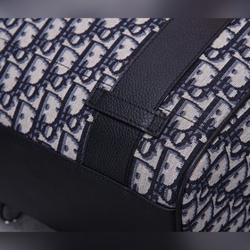 Мужской рюкзак Dior Oblique Модель： CD： 93318 Синяя ткань Фотог