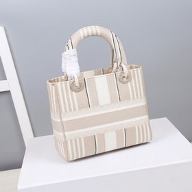 DIOR Lady D-Lite с пятью вышитыми полосками, средний размер Новая