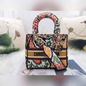 DIOR Lady Dior вышитая серия с новым узором из цветов кешью, свет