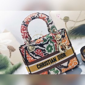 DIOR Lady Dior вышитая серия с новым узором из цветов кешью, свет