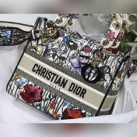 DIOR Lady Dior вышитая серия «Полевые цветы» светло-золотистого ц