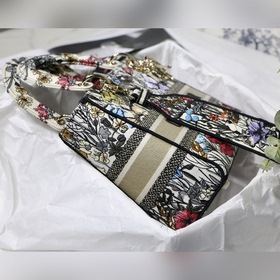 DIOR Lady Dior вышитая серия «Полевые цветы» светло-золотистого ц