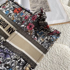 DIOR Роза 21 Новогодняя ограниченная серия Очень красиво! Выпуска