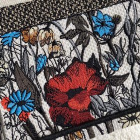 DIOR Роза 21 Новогодняя ограниченная серия Очень красиво! Выпуска