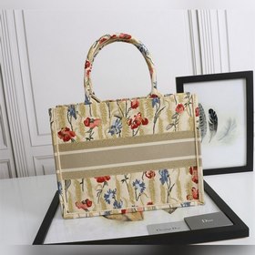 DIOR Lady Средняя сумка с золотыми кистями Модель： D1286 Легкая