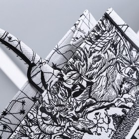 DIOR Book Tote Сумка-тоут с вышивкой Эта сумка, вдохновленная кр