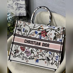 DIOR TOTE сумка с розовым узором Впервые представленная сумка TOT