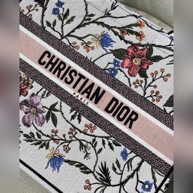 DIOR TOTE сумка с розовым узором Впервые представленная сумка TOT