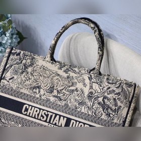 Сумка Dior Book Tote Размер 41,5 см