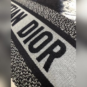 D1OR AROUND THE WORLD BOOK TOTE Вихревой синий Когда я увидел фот