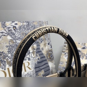 DIOR Book Tote, большой размер Большинство людей, покупающих пред