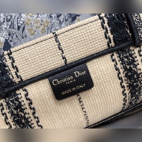 DIOR Book Tote, большой размер Большинство людей, покупающих пред